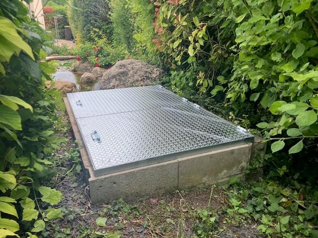 Plaque de regard sur mesure traitement par galvanisation