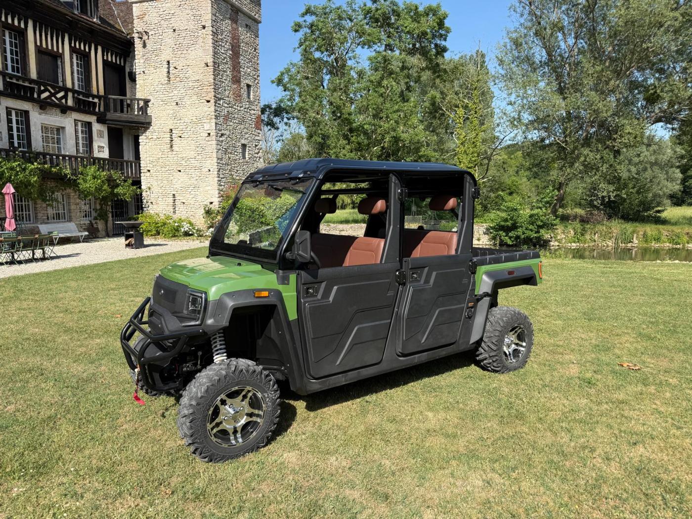 BUCK 4 portes, 4x4 électrique tout-terrain Hunting Car